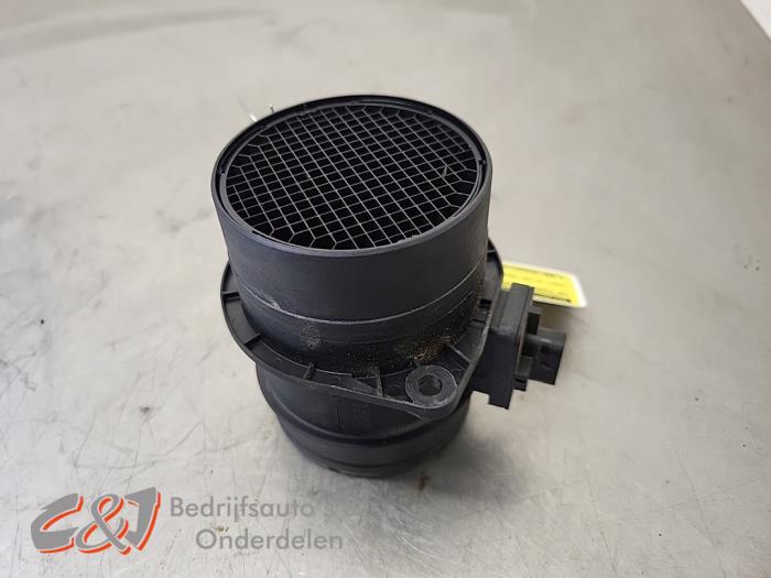 Gebruikte Luchthoeveelheidsmeter Volkswagen Transporter T5 2.0 TDI BlueMotion Prijs € 21,00 Margeregeling aangeboden door C&J Bedrijfsauto's & Onderdelen