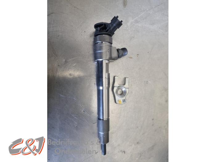 Gebruikte Verstuiver (diesel) Renault Trafic (1FL/2FL/3FL/4FL) 2.0 dCi 16V 145 Prijs € 78,75 Margeregeling aangeboden door C&J Bedrijfsauto's & Onderdelen