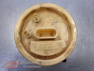 Gebruikte Brandstofpomp Elektrisch Volkswagen Transporter T5 2.0 TDI DRF Prijs € 52,50 Margeregeling aangeboden door C&J Bedrijfsauto's & Onderdelen