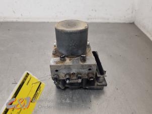 Gebruikte ABS Pomp Iveco New Daily IV 35C13V, C13V/P, S13V, S13V/P Prijs € 105,00 Margeregeling aangeboden door C&J Bedrijfsauto's & Onderdelen