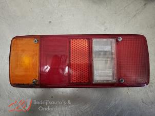 Gebruikte Achterlichtglas links Volkswagen Transporter T4 1.9 TD Prijs € 21,00 Margeregeling aangeboden door C&J Bedrijfsauto's & Onderdelen