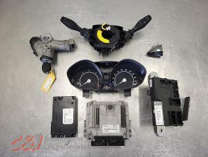 Gebruikte Contactslot + computer Ford Transit Courier 1.5 TDCi 75 Prijs € 341,25 Margeregeling aangeboden door C&J Bedrijfsauto's & Onderdelen