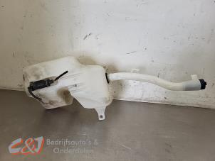 Gebruikte Ruitensproeiertank voor Fiat Doblo Cargo (263) 1.3 MJ 16V Euro 4 Prijs € 26,25 Margeregeling aangeboden door C&J Bedrijfsauto's & Onderdelen