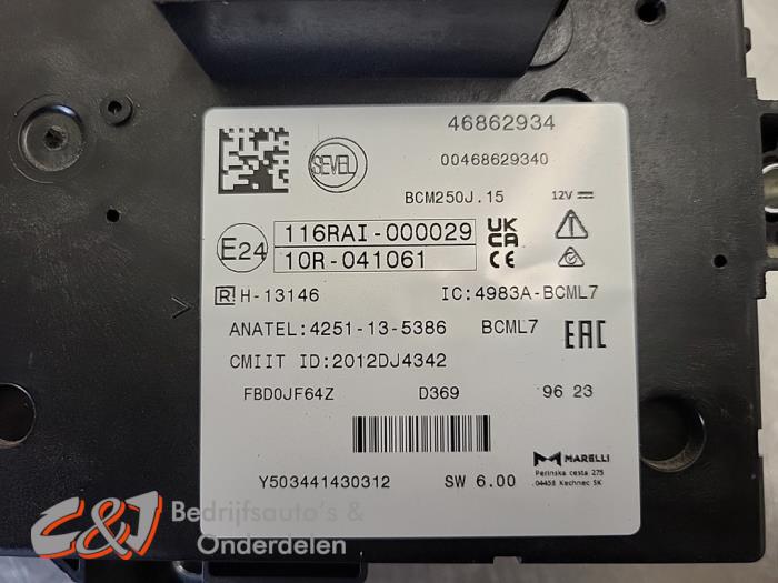 Kontaktslot + computer van een Citroën Jumper (U9) 2.2 Blue HDi 140 2023