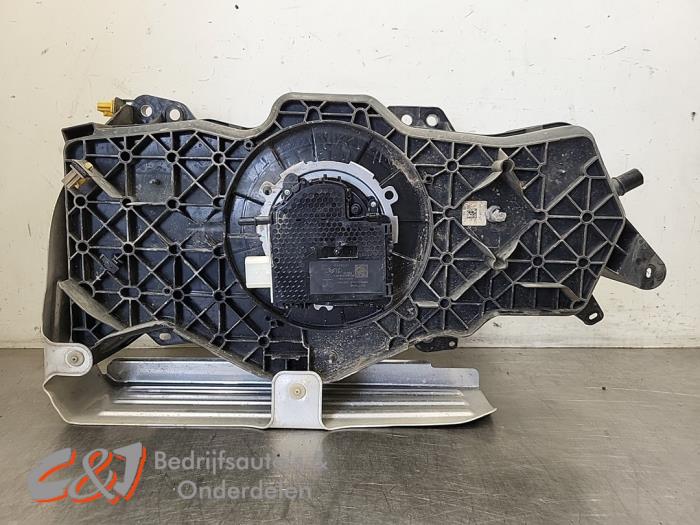 Adblue tank van een Citroën Jumper (U9) 2.2 Blue HDi 140 2023