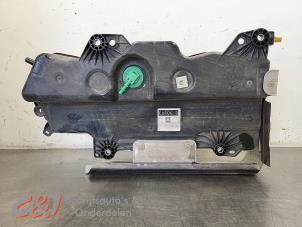 Gebruikte Ureumreservoir Citroen Jumper (U9) 2.2 Blue HDi 140 Prijs € 367,50 Margeregeling aangeboden door C&J Bedrijfsauto's & Onderdelen