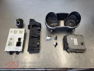 Gebruikte Contactslot + computer Mercedes V (447.8) 2.1 250 BlueTEC, 250 d 16V Prijs € 825,83 Inclusief btw aangeboden door C&J Bedrijfsauto's & Onderdelen