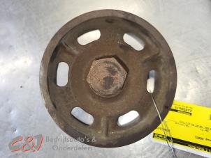 Gebruikte Krukas Poelie Renault Master II (ED/UD) 2.5 D Prijs € 26,25 Margeregeling aangeboden door C&J Bedrijfsauto's & Onderdelen