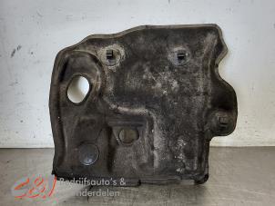 Gebruikte Afdekplaat motor Peugeot Boxer (U9) 2.0 BlueHDi 160 Prijs € 21,00 Margeregeling aangeboden door C&J Bedrijfsauto's & Onderdelen