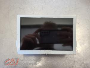 Gebruikte Display Interieur Ford Transit Courier 1.5 TDCi 75 Prijs € 183,75 Margeregeling aangeboden door C&J Bedrijfsauto's & Onderdelen