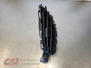 Gebruikte Luchtrooster Dashboard Ford Transit Courier 1.5 TDCi 75 Prijs € 21,00 Margeregeling aangeboden door C&J Bedrijfsauto's & Onderdelen