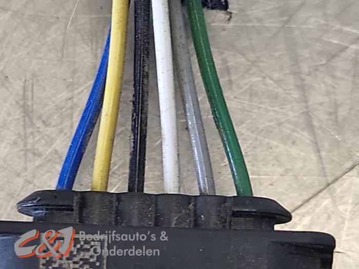 Lambda Sonde van een Peugeot Partner (EA//EF/EN/EU) 1.5 BlueHDi 130 2022