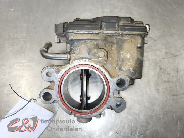 Gebruikte Gasklephuis Renault Trafic (1FL/2FL/3FL/4FL) 2.0 dCi 16V 145 Prijs € 52,50 Margeregeling aangeboden door C&J Bedrijfsauto's & Onderdelen