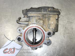 Gebruikte Gasklephuis Renault Trafic (1FL/2FL/3FL/4FL) 2.0 dCi 16V 145 Prijs € 52,50 Margeregeling aangeboden door C&J Bedrijfsauto's & Onderdelen