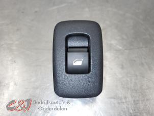 Gebruikte Raam schakelaar elektrisch Citroen Berlingo 1.5 BlueHDi 100 Prijs € 10,50 Margeregeling aangeboden door C&J Bedrijfsauto's & Onderdelen