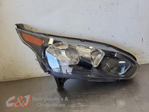 Gebruikte Koplamp rechts Ford Transit Connect (PJ2) 1.5 TDCi Prijs € 210,00 Margeregeling aangeboden door C&J Bedrijfsauto's & Onderdelen