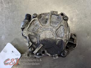 Gebruikte Videpomp (Diesel) Volkswagen Transporter T5 2.0 TDI BlueMotion Prijs € 36,75 Margeregeling aangeboden door C&J Bedrijfsauto's & Onderdelen