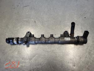 Gebruikte Injector brug Volkswagen Crafter 2.0 TDI 16V Prijs € 68,25 Margeregeling aangeboden door C&J Bedrijfsauto's & Onderdelen