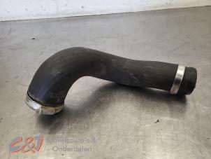 Gebruikte Intercooler Slang Ford Transit Custom 2.0 TDCi 16V Eco Blue 130 Prijs € 26,25 Margeregeling aangeboden door C&J Bedrijfsauto's & Onderdelen
