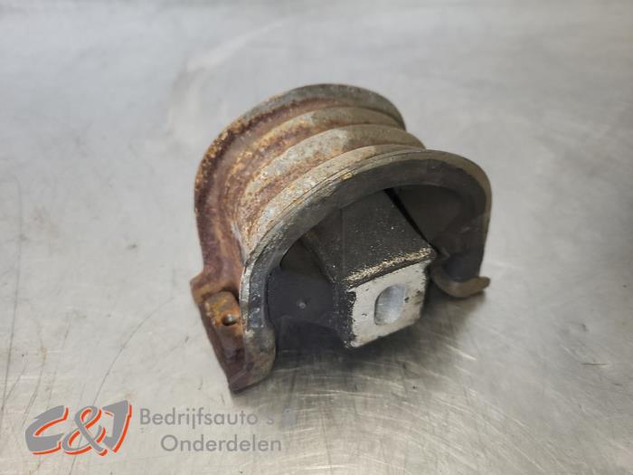 Gebruikte Motorrubber Volkswagen Transporter T5 2.5 TDi PF Prijs € 15,75 Margeregeling aangeboden door C&J Bedrijfsauto's & Onderdelen