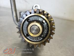 Pomp Servo van een Volkswagen Transporter T5 2.5 TDi PF 2009