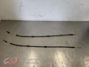 Gebruikte Handrem Kabel Volkswagen Transporter T6 2.0 TDI 150 Prijs € 26,25 Margeregeling aangeboden door C&J Bedrijfsauto's & Onderdelen