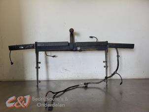 Gebruikte Trekhaak Volkswagen Transporter T6 2.0 TDI 150 Prijs € 78,75 Margeregeling aangeboden door C&J Bedrijfsauto's & Onderdelen