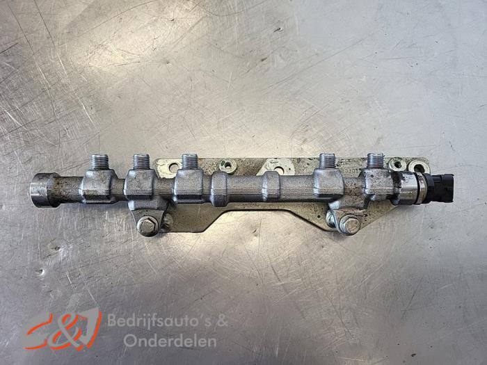 Gebruikte Galerij (Injectie) Fiat Doblo Cargo (263) 1.3 D Multijet Prijs € 21,00 Margeregeling aangeboden door C&J Bedrijfsauto's & Onderdelen