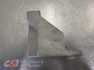Gebruikte Motorsteun Mercedes Vito (447.6) 1.6 111 CDI 16V Prijs € 21,00 Margeregeling aangeboden door C&J Bedrijfsauto's & Onderdelen