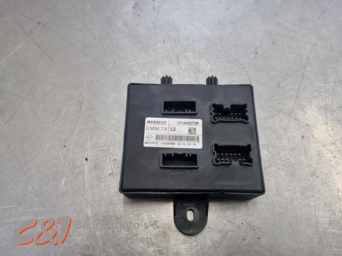 Gebruikte Computer Body Control Nissan NV 300 2.0 dCi 16V 120 Prijs € 120,75 Margeregeling aangeboden door C&J Bedrijfsauto's & Onderdelen