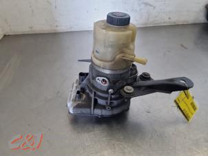 Gebruikte Servopomp Nissan NV 300 2.0 dCi 16V 120 Prijs € 278,25 Margeregeling aangeboden door C&J Bedrijfsauto's & Onderdelen