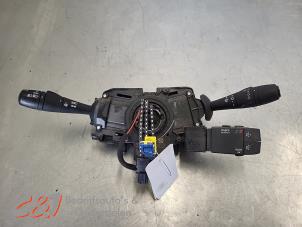 Gebruikte Licht + Raw Schakelaar Opel Vivaro 1.6 CDTi BiTurbo 125 Prijs € 131,25 Margeregeling aangeboden door C&J Bedrijfsauto's & Onderdelen