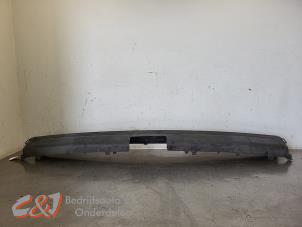 Gebruikte Achterbumper Renault Master III (MA/MB/MC/MD/MH/MF/MG/MH) 2.3 dCi 16V Prijs € 57,75 Margeregeling aangeboden door C&J Bedrijfsauto's & Onderdelen