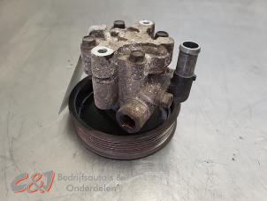 Gebruikte Servopomp Renault Master III (MA/MB/MC/MD/MH/MF/MG/MH) 2.3 dCi 16V Prijs € 78,75 Margeregeling aangeboden door C&J Bedrijfsauto's & Onderdelen