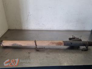 Gebruikte Uitlaat Middendemper Dodge 1500 Standard Cab (DS) 5.7 Hemi V8 4x4 Prijs € 105,00 Margeregeling aangeboden door C&J Bedrijfsauto's & Onderdelen