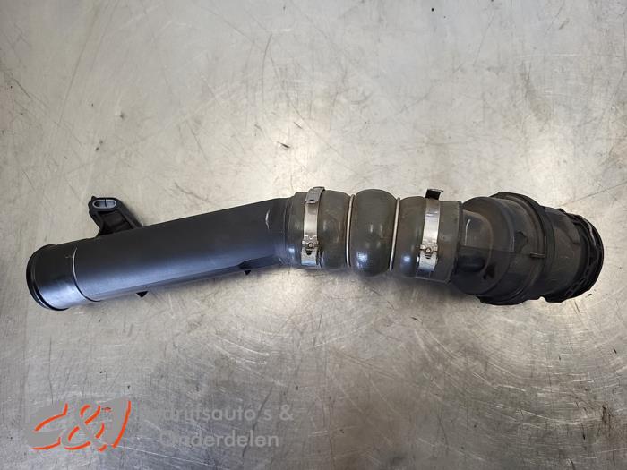 Gebruikte Intercooler Buis Mercedes Citan (415.7) 1.5 109 CDI Crewbus Prijs € 31,50 Margeregeling aangeboden door C&J Bedrijfsauto's & Onderdelen