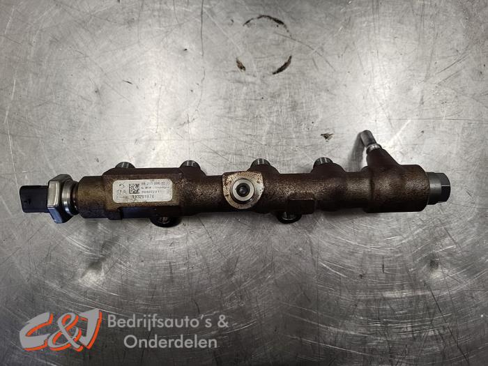 Gebruikte Verstuiver brug Peugeot Partner (EA//EF/EN/EU) 1.5 BlueHDi 130 Prijs € 21,00 Margeregeling aangeboden door C&J Bedrijfsauto's & Onderdelen