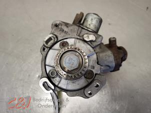 Gebruikte Brandstofpomp Mechanisch Citroen Jumper (U9) 2.2 Blue HDi 140 Prijs € 362,25 Margeregeling aangeboden door C&J Bedrijfsauto's & Onderdelen