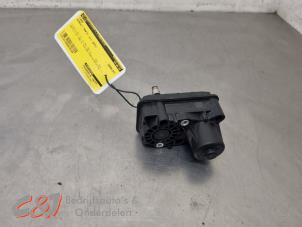 Gebruikte G-lader Renault Trafic (1FL/2FL/3FL/4FL) 2.0 dCi 16V 120 Prijs € 141,75 Margeregeling aangeboden door C&J Bedrijfsauto's & Onderdelen