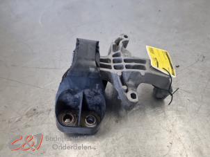 Gebruikte Motorrubber Mercedes Citan (420.6) 1.5 110 CDI Prijs € 52,50 Margeregeling aangeboden door C&J Bedrijfsauto's & Onderdelen