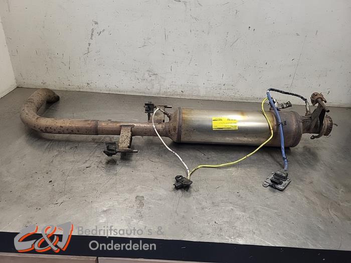 Gebruikte Roetfilter Renault Master III (FV) 2.3 dCi 150 16V FWD Prijs € 892,50 Margeregeling aangeboden door C&J Bedrijfsauto's & Onderdelen