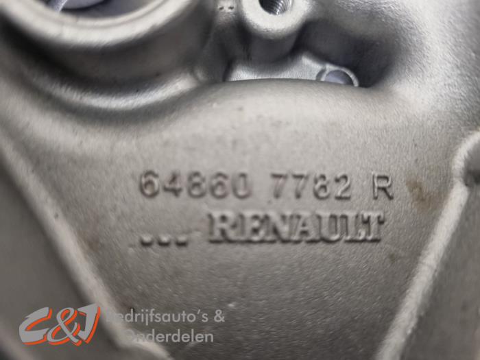 Versnellingsbak Steun van een Renault Trafic (1FL/2FL/3FL/4FL) 2.0 dCi 16V 150 2024