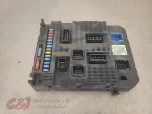 Gebruikte Zekeringkast Peugeot Expert (G9) 2.0 HDi 140 16V Prijs € 52,50 Margeregeling aangeboden door C&J Bedrijfsauto's & Onderdelen