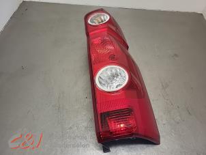Gebruikte Achterlicht rechts Volkswagen Crafter 2.0 TDI 16V Prijs € 63,00 Margeregeling aangeboden door C&J Bedrijfsauto's & Onderdelen