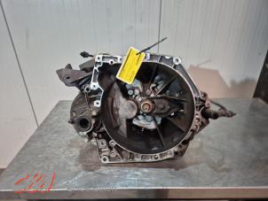 Gebruikte Versnellingsbak Peugeot Partner (GC/GF/GG/GJ/GK) 1.6 HDI 75 Phase 2 Prijs € 315,00 Margeregeling aangeboden door C&J Bedrijfsauto's & Onderdelen