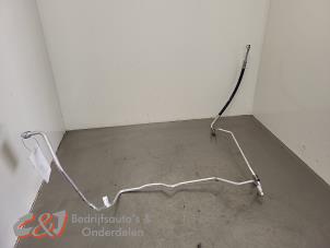 Gebruikte Airco Leiding Renault Trafic (1FL/2FL/3FL/4FL) 2.0 dCi 16V 150 Prijs € 105,00 Margeregeling aangeboden door C&J Bedrijfsauto's & Onderdelen