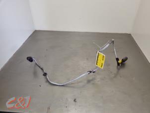 Gebruikte Adblue Sensor Renault Trafic (1FL/2FL/3FL/4FL) 2.0 dCi 16V 150 Prijs € 63,00 Margeregeling aangeboden door C&J Bedrijfsauto's & Onderdelen