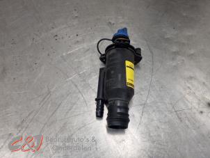 Gebruikte Vulpijp ad-blue tank Iveco New Daily VI 35C18, 40C18, 50C18, 65C18, 70C18, 35S18 Prijs € 21,00 Margeregeling aangeboden door C&J Bedrijfsauto's & Onderdelen
