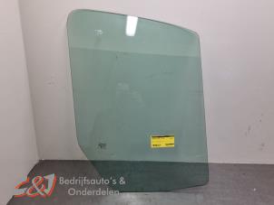 Gebruikte Portierruit 2Deurs rechts Mercedes Sprinter 3,5t (906.73) 315 CDI 16V Prijs € 47,25 Margeregeling aangeboden door C&J Bedrijfsauto's & Onderdelen
