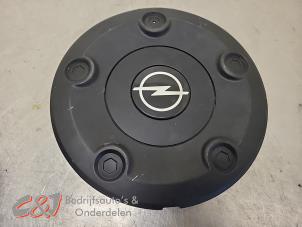 Gebruikte Wieldop Opel Vivaro 2.0 Diesel 145 Prijs € 31,50 Margeregeling aangeboden door C&J Bedrijfsauto's & Onderdelen